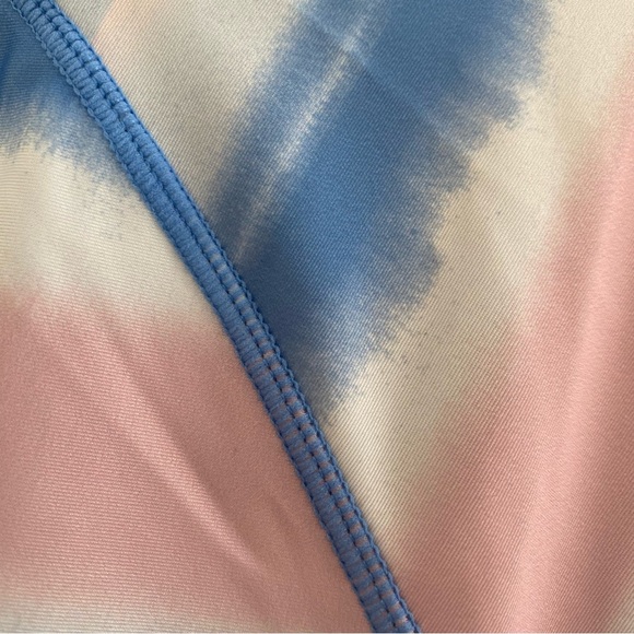 KYODAN SWIM • NWT! Crop Rash Guard UPF 40 - Watercolor - Picture 13 of 16